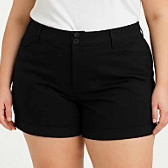 Torrid Black Button Front Shorts Plus Size 28 5-Pocket Bermuda Casual - Picture 1 of 8